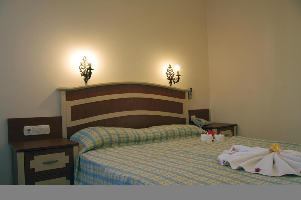The Blue Lagoon Deluxe Hotel Oludeniz Quarto foto