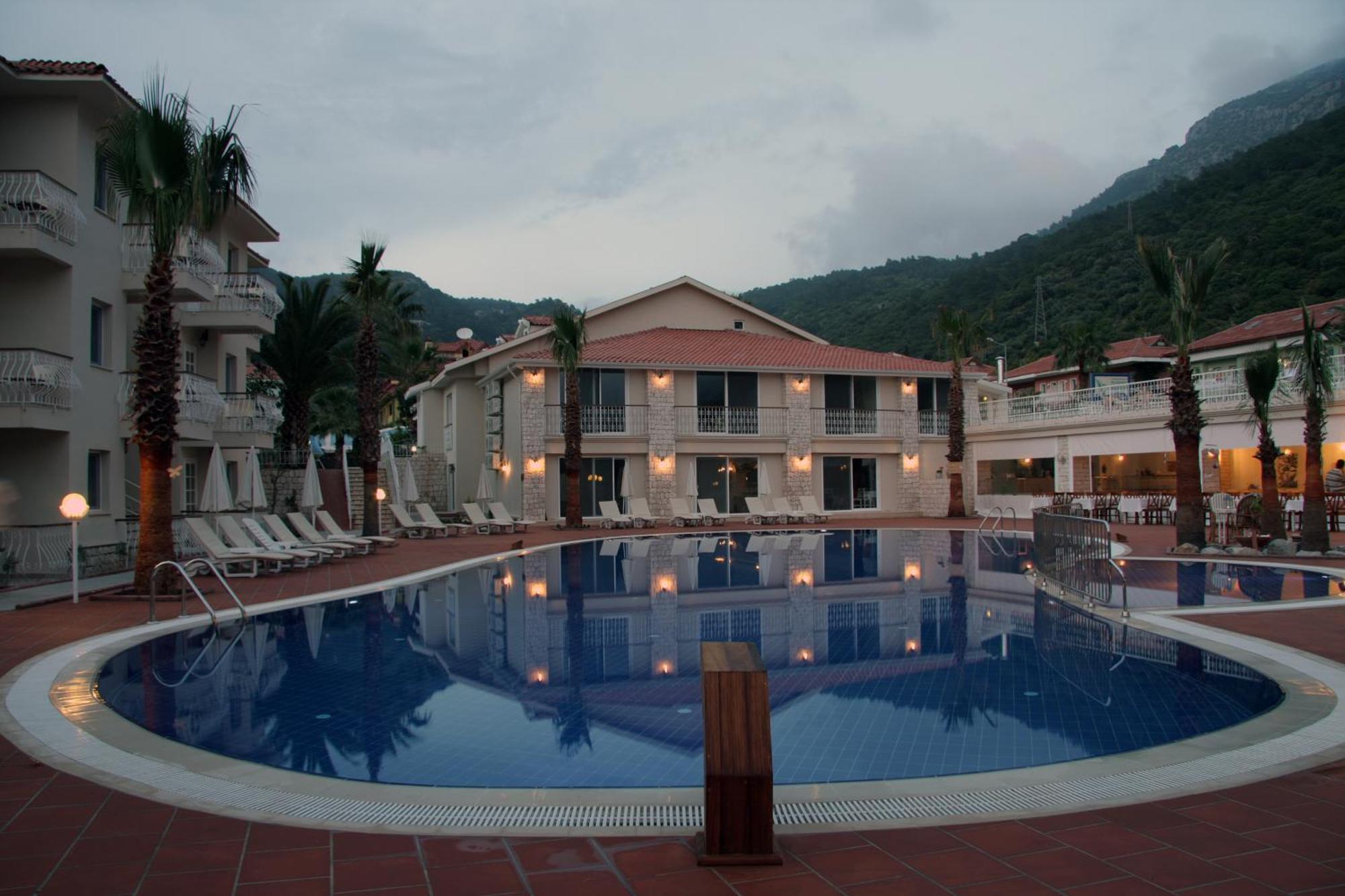The Blue Lagoon Deluxe Hotel Oludeniz Exterior foto